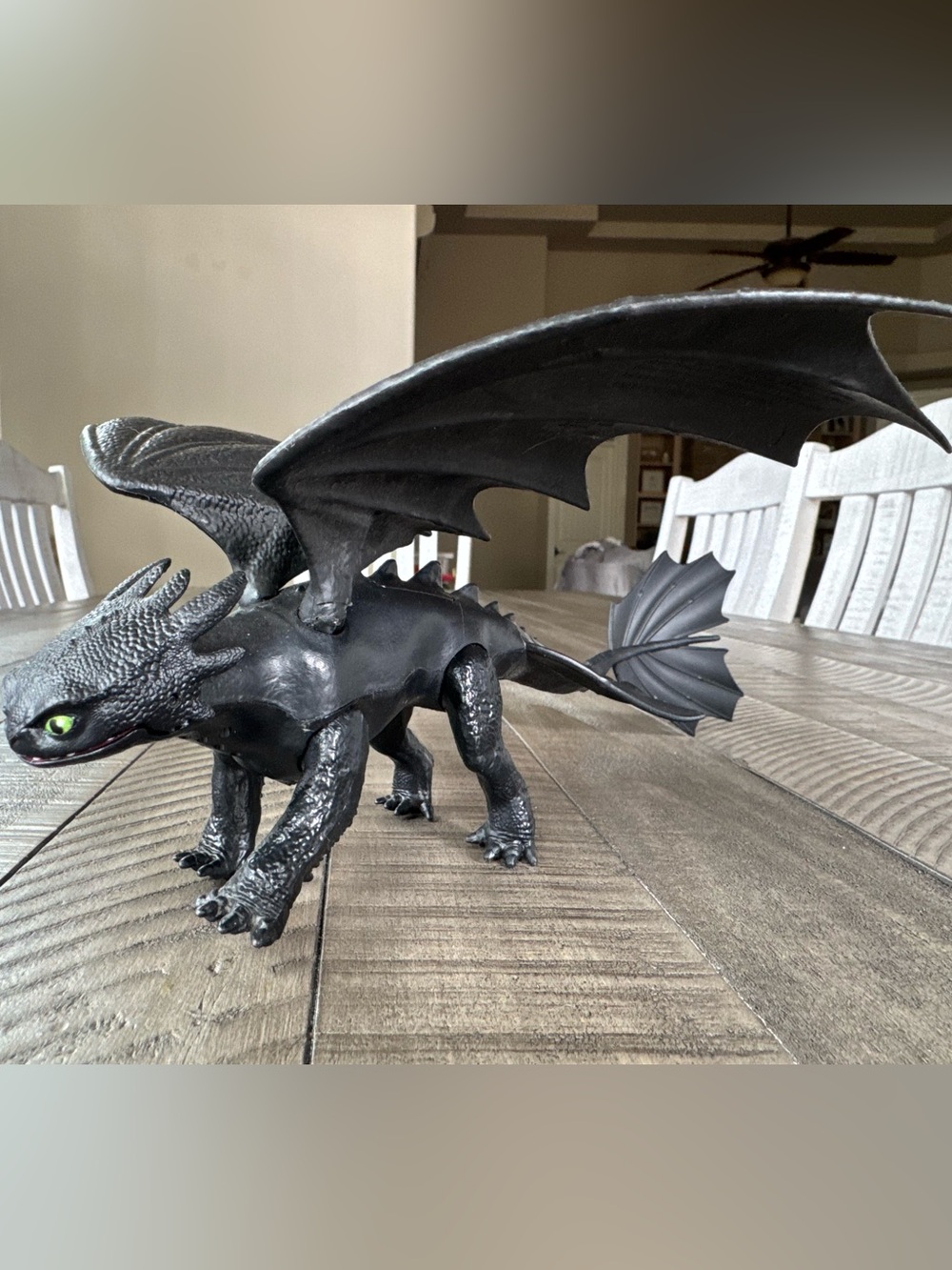 Dreamworks Dragons, How to Train Your Dragon - Toothless Action Figure